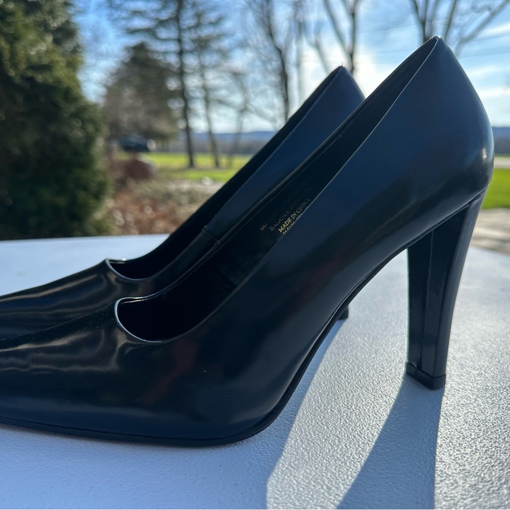 Colin Stuart Classic Black Heels